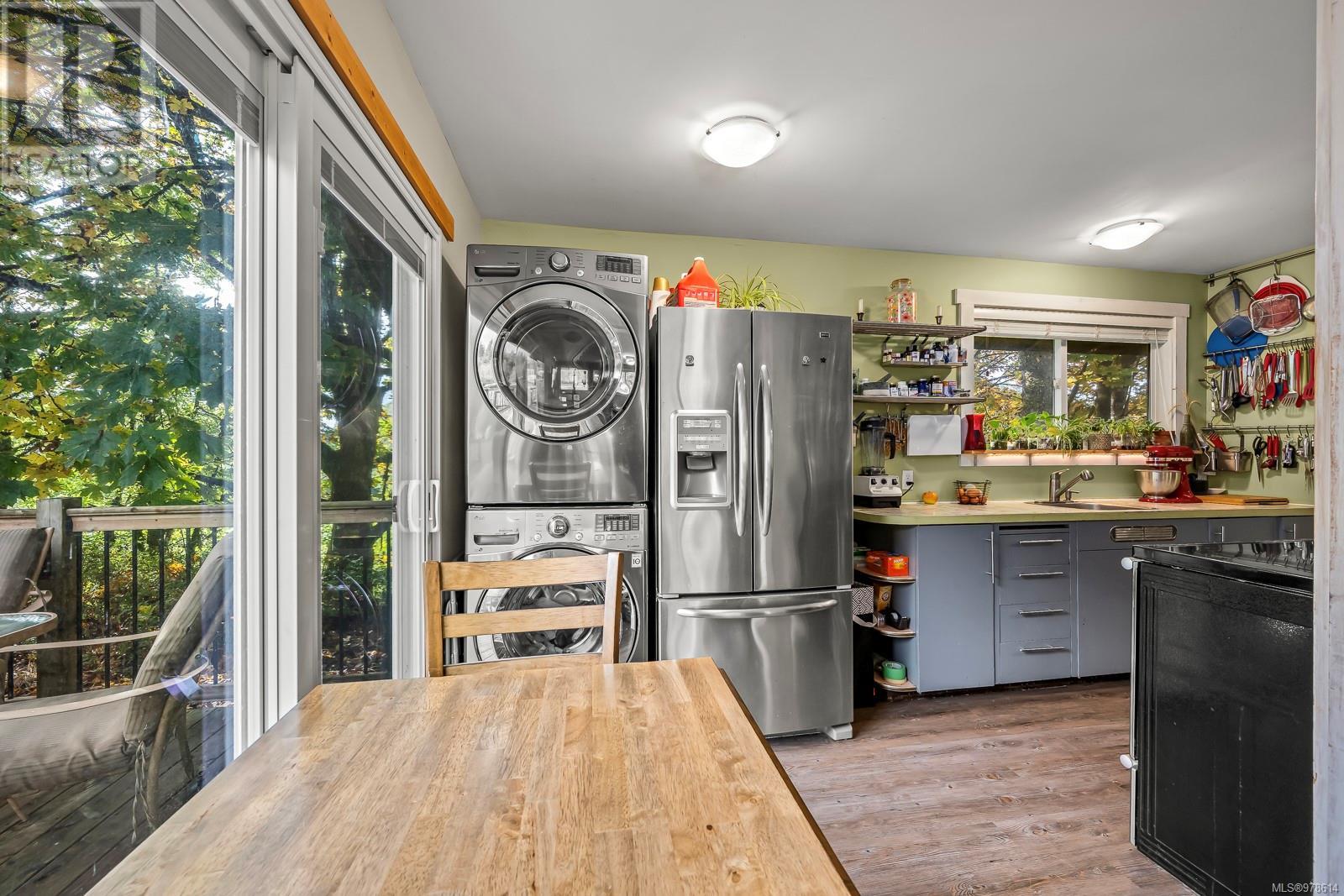 6979 Hills Rd, Port Alberni real estate listing 978614