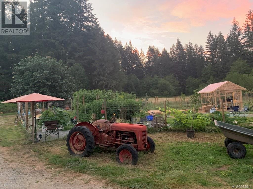 6979 Hills Rd, Port Alberni real estate listing 978614