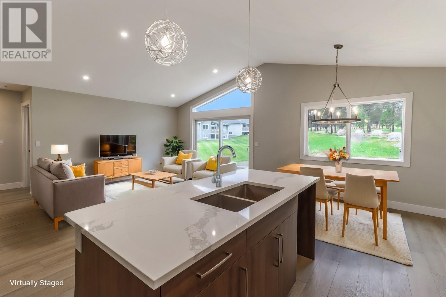 208 CORRAL Boulevard, Cranbrook