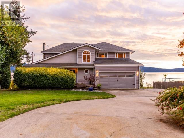 8745 PATRICIA ROAD, Powell River