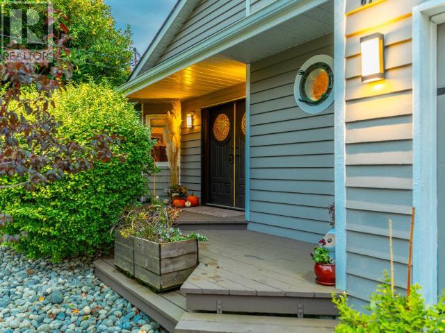 8745 PATRICIA ROAD, Powell River