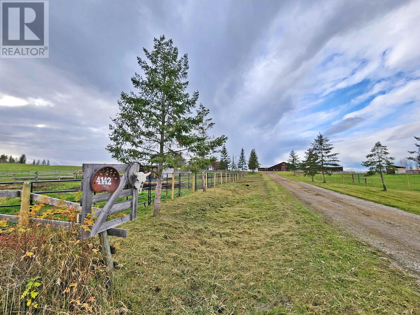 4142 DALE LAKE ROAD, Quesnel