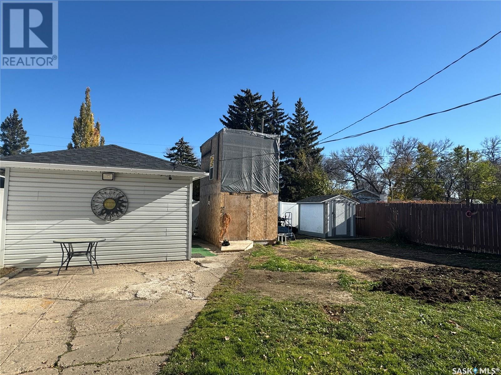 Single Family House Bungalow for Sale in  Aberdeen STREET Regina 