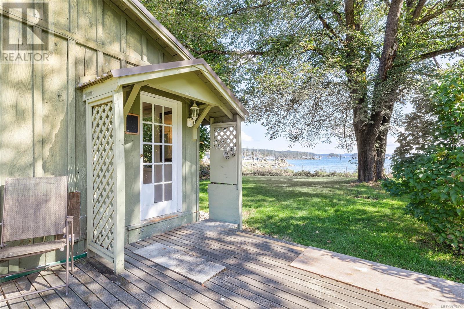 Photo 4 of 167 Fulford Ganges Rd, Salt Spring BC