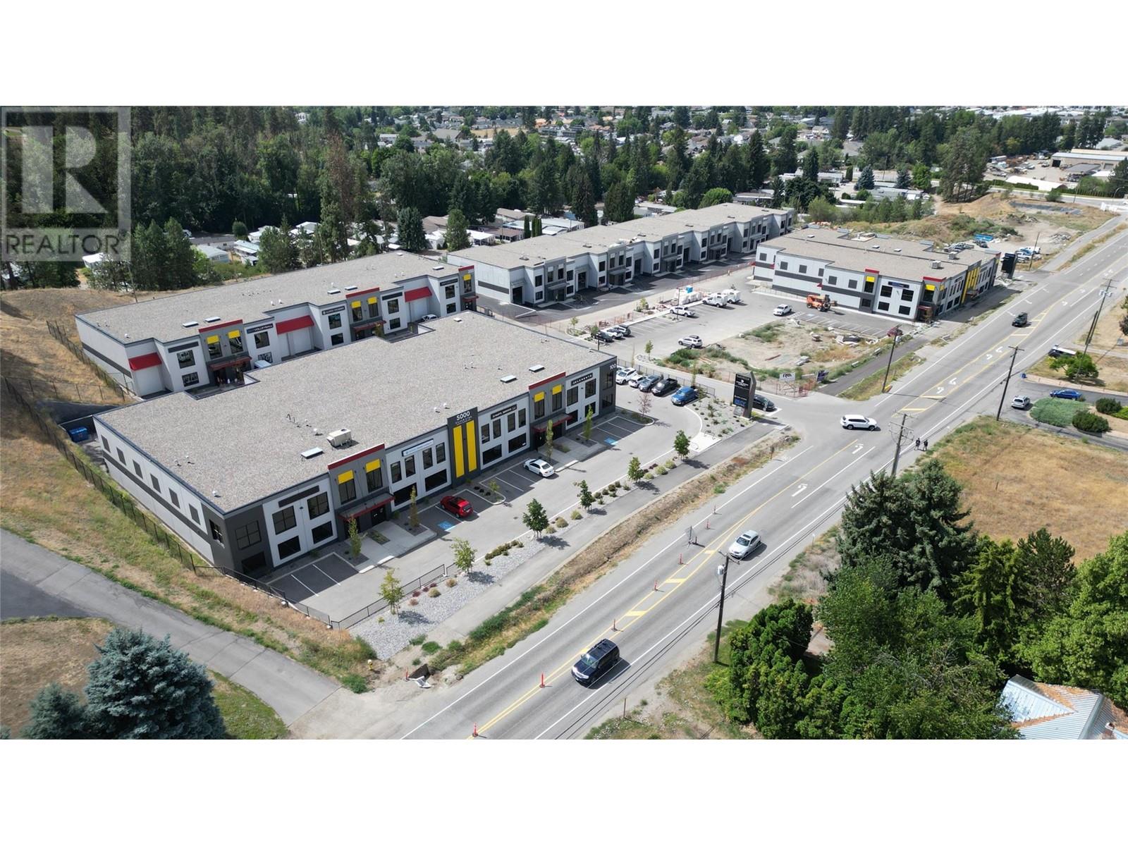 Retail in Vernon - Image 5