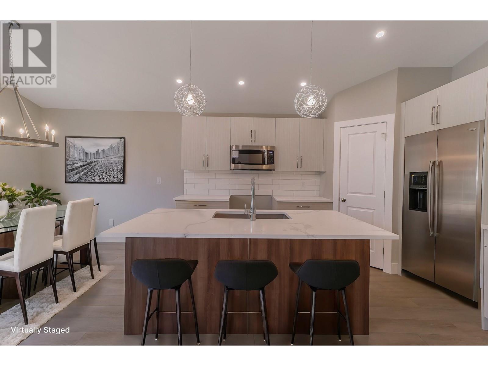 105 CORRAL Boulevard, Cranbrook