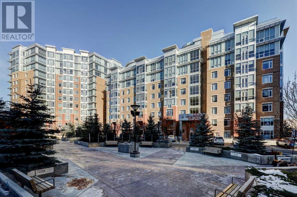 Single Family House High rise for Sale in   Varsity Estates Circle NW Varsity Calgary 