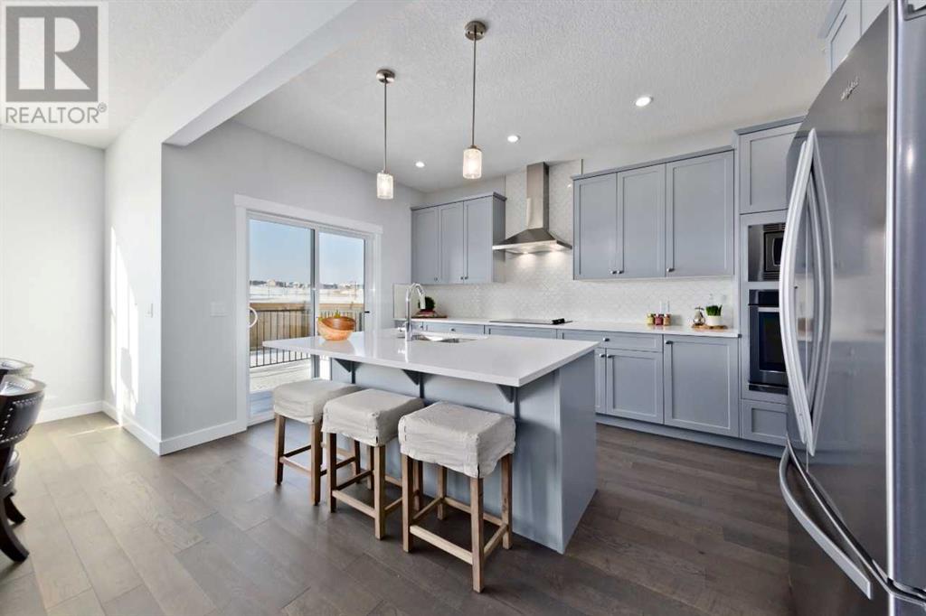 Single Family House for Sale in  Versant View SW Alpine Park Calgary 