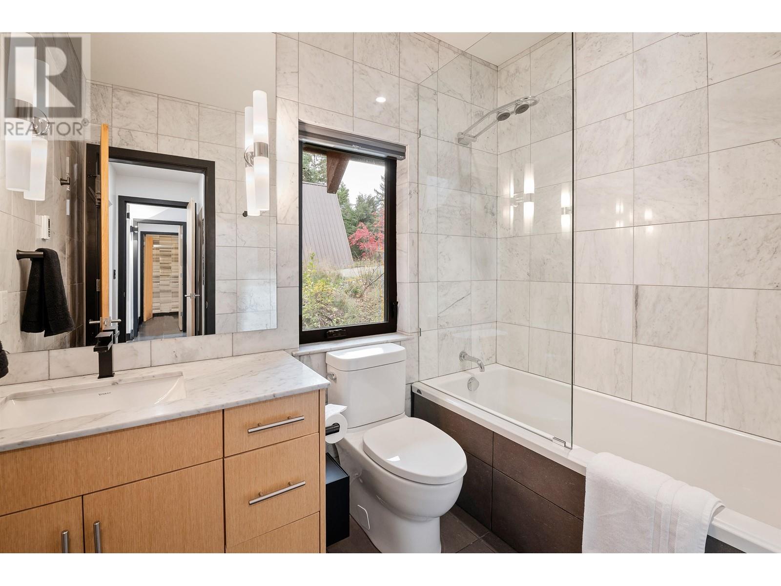 7098 NESTERS ROAD, Whistler real estate listing R2939418