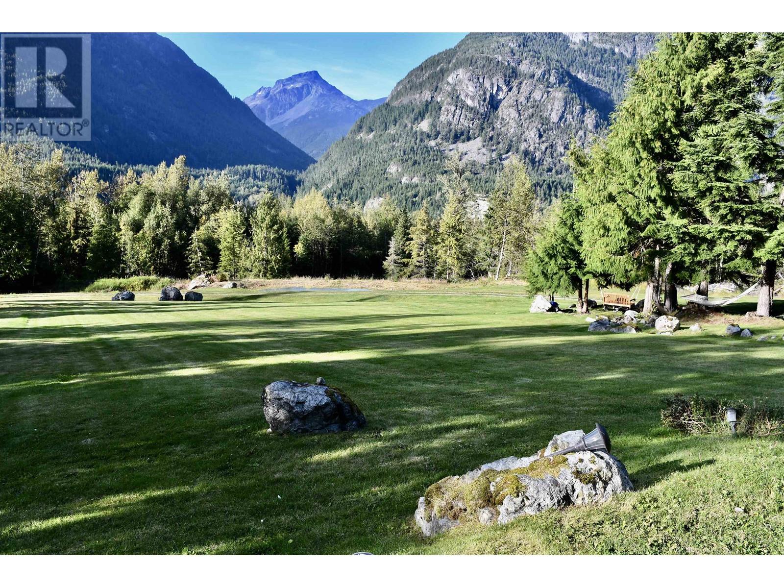 3531 MACKENZIE 20 HIGHWAY - 10