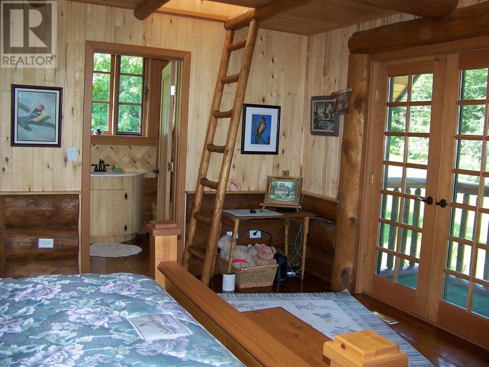 3531 MACKENZIE 20 HIGHWAY - 32