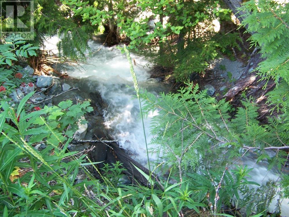 3531 MACKENZIE 20 HIGHWAY - 38