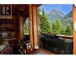 3531 Mackenzie 20 Highway, Hagensborg, BC V0T1H0 Photo 18