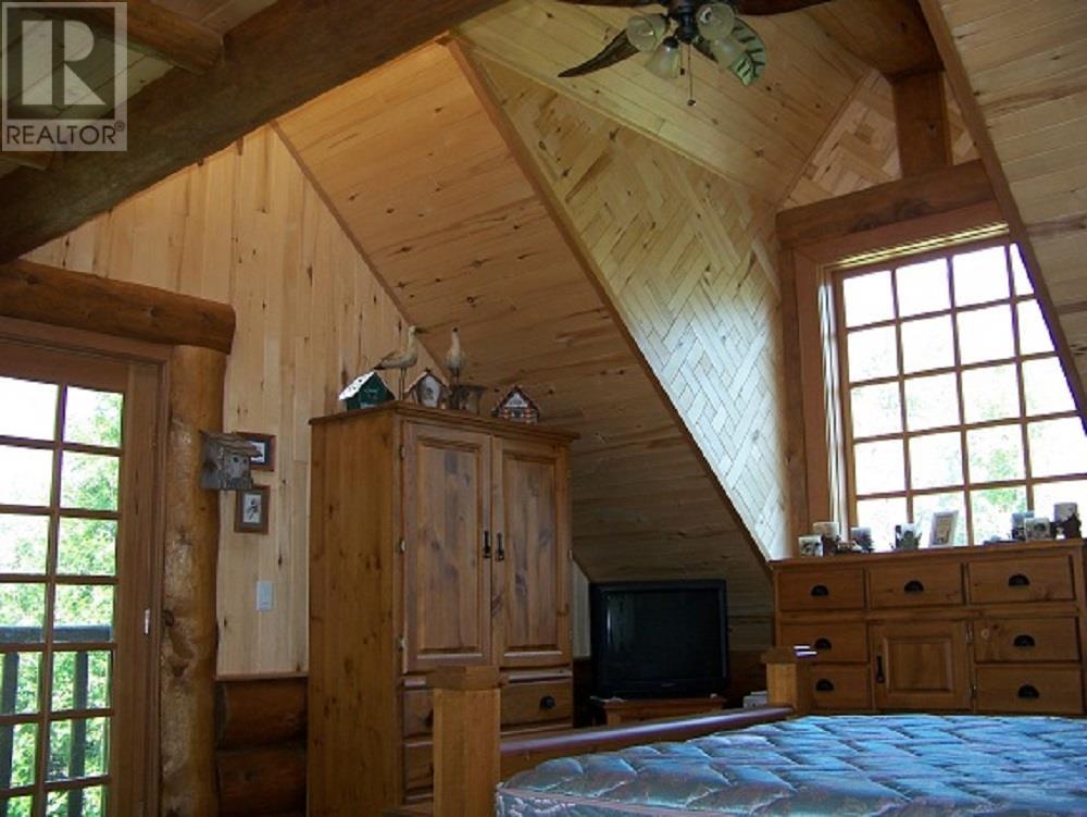 3531 MACKENZIE 20 HIGHWAY - 33