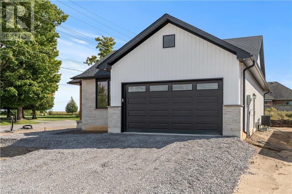 Photo 33 of 110 Judd Drive, Simcoe ON