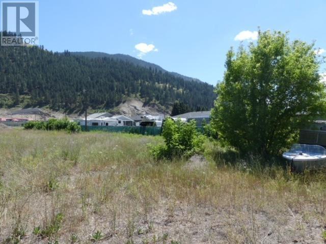 353 SHUSWAP AVENUE - 18