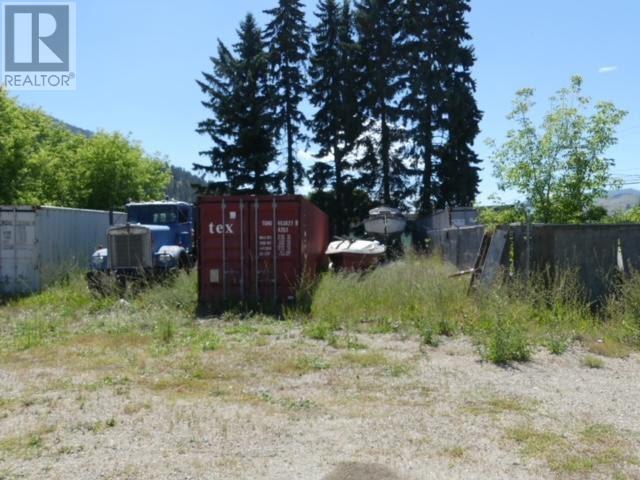 353 SHUSWAP AVENUE - 8