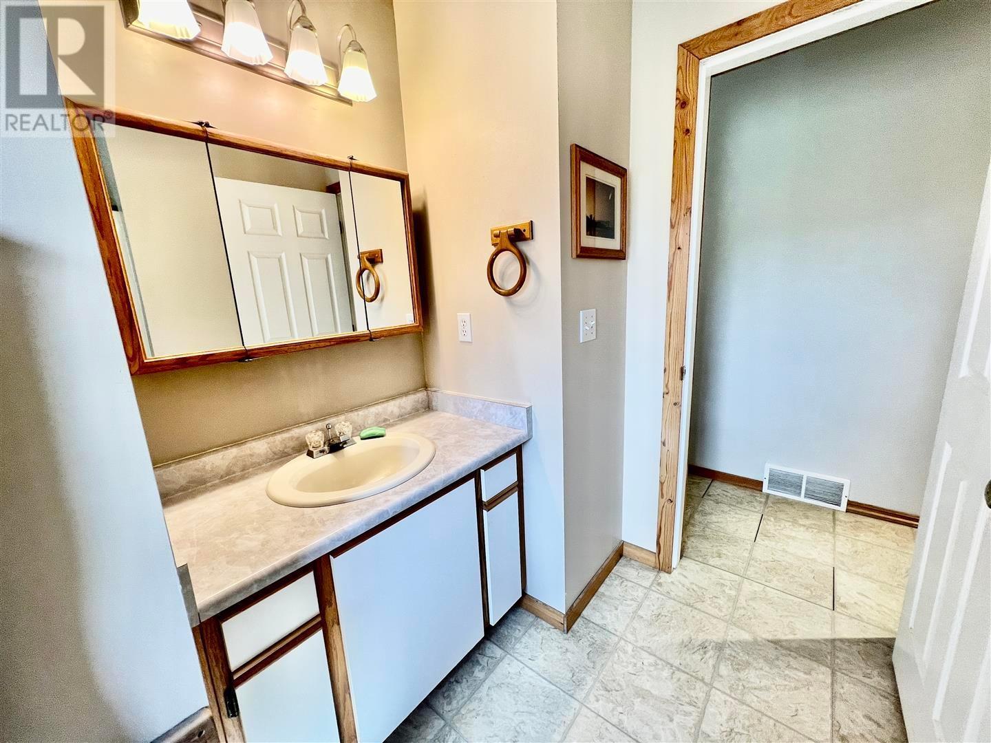345 COLDWATER Road, Merritt