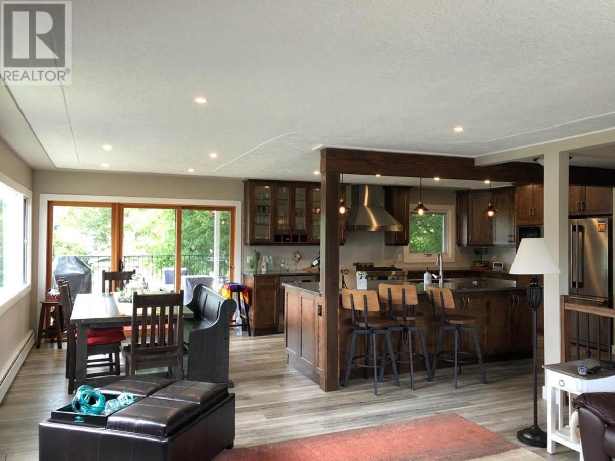 725 YATES Road, Kamloops