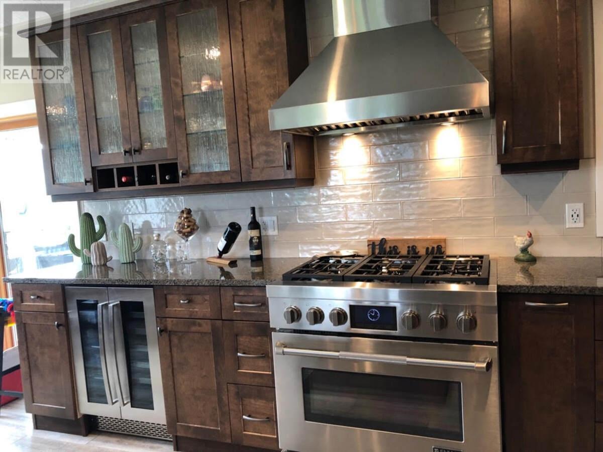 725 YATES Road, Kamloops
