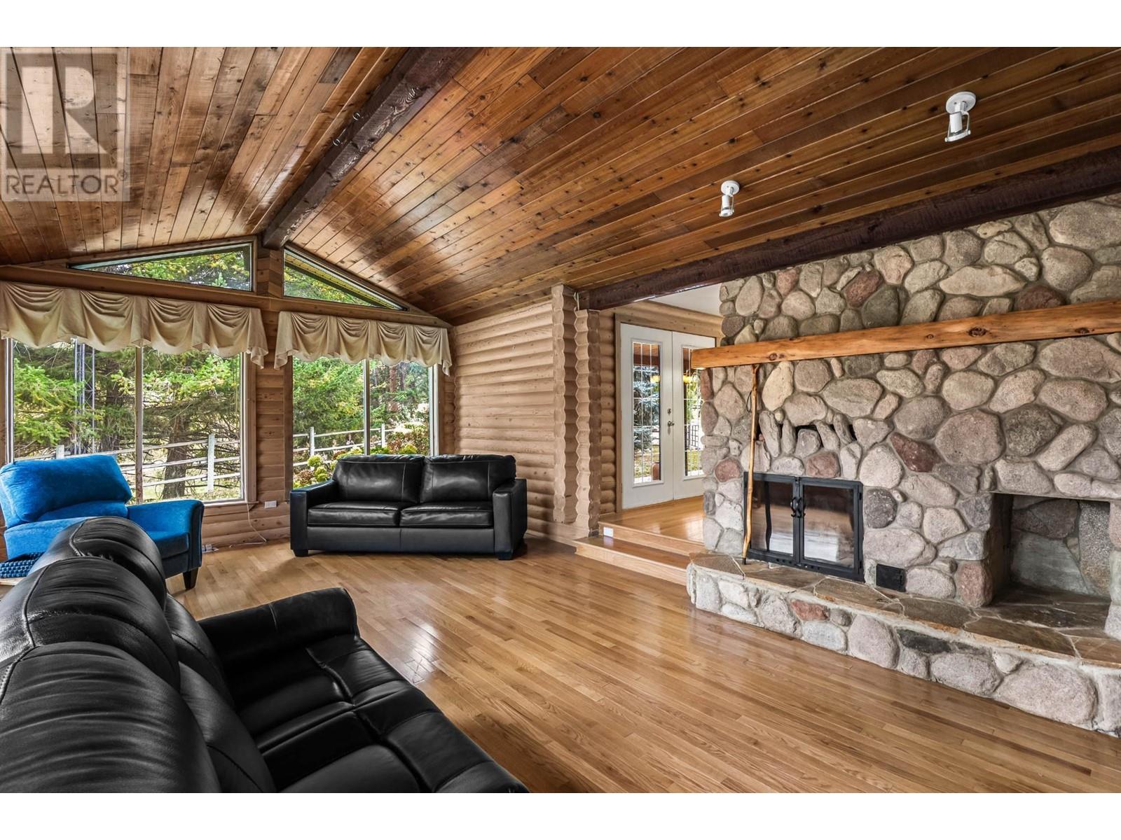 2600 KAML VERNON Highway, Kamloops