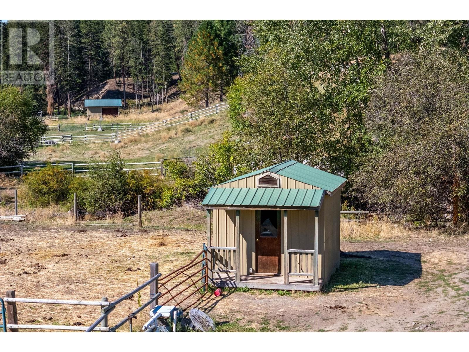 2600 KAML VERNON Highway, Kamloops