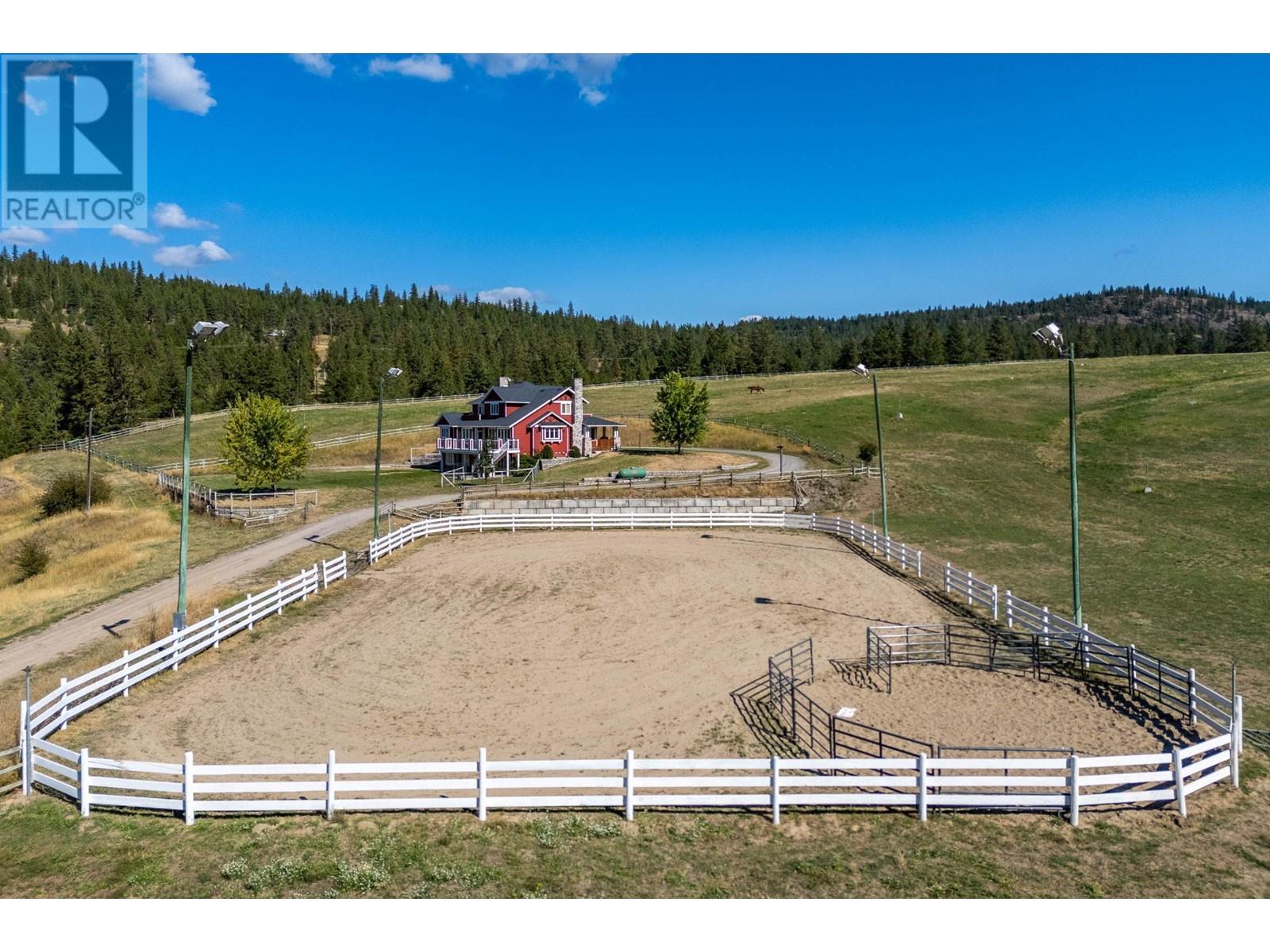 2600 KAML VERNON Highway, Kamloops