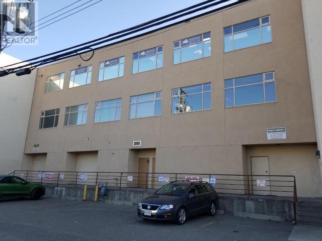 207 444 VICTORIA Street, Kamloops