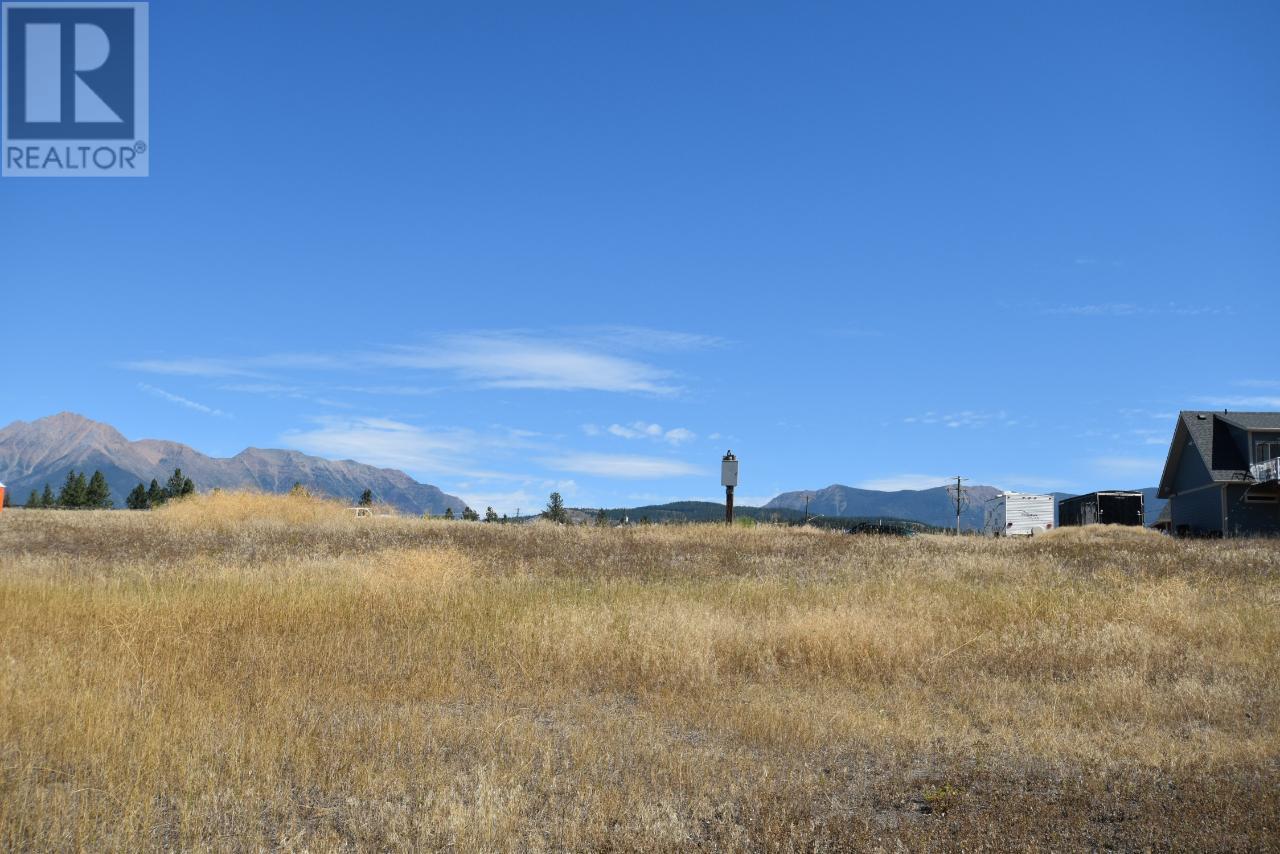 28-6324 LAURIER Avenue, Wardner