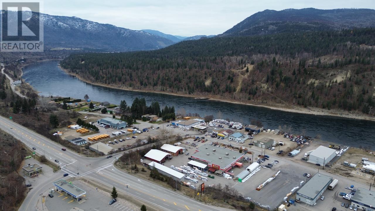 8195 OLD WANETA Road, Trail