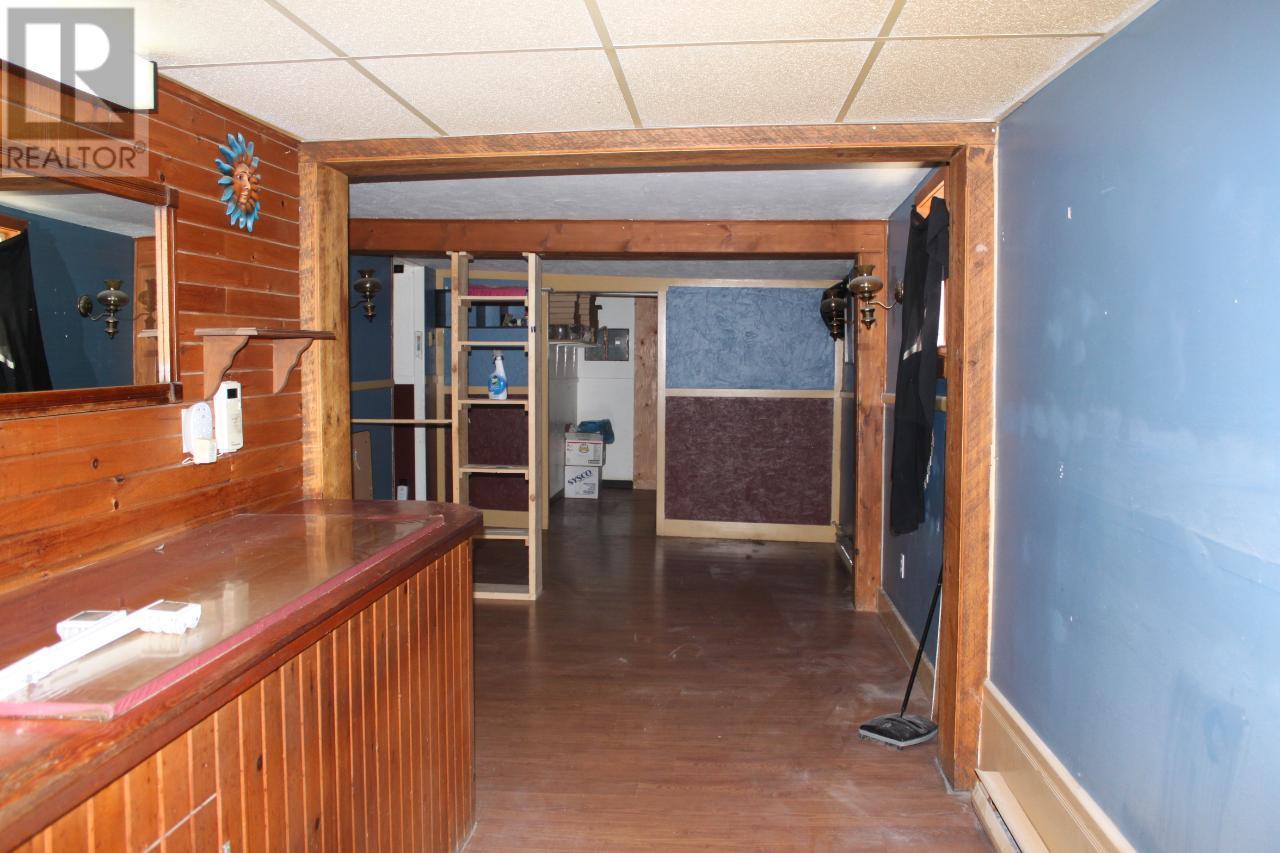  93 5TH  NW Avenue, Nakusp