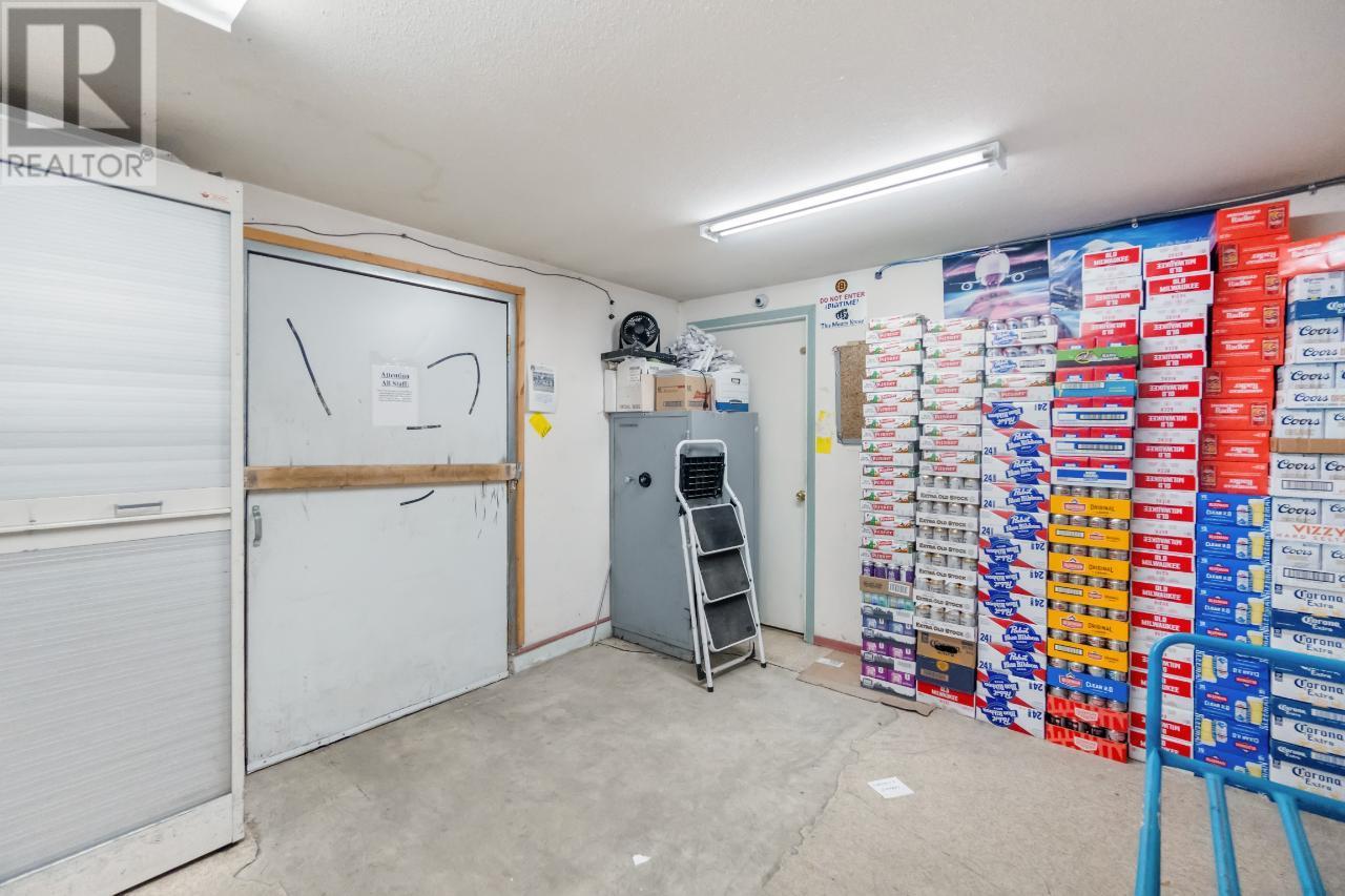  2593 Broadwater Road, Castlegar