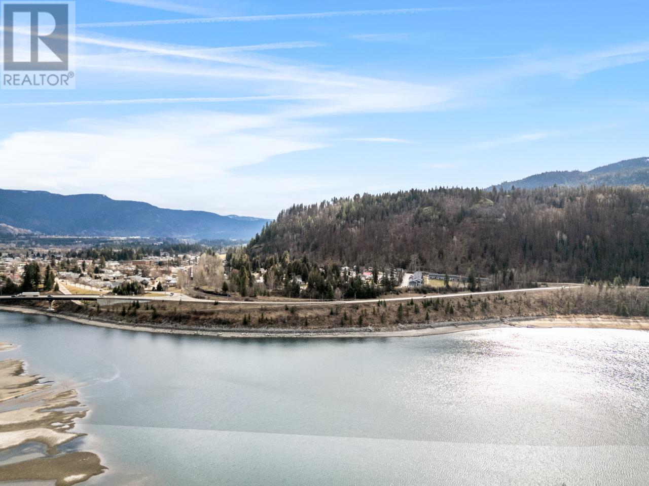  2593 Broadwater Road, Castlegar