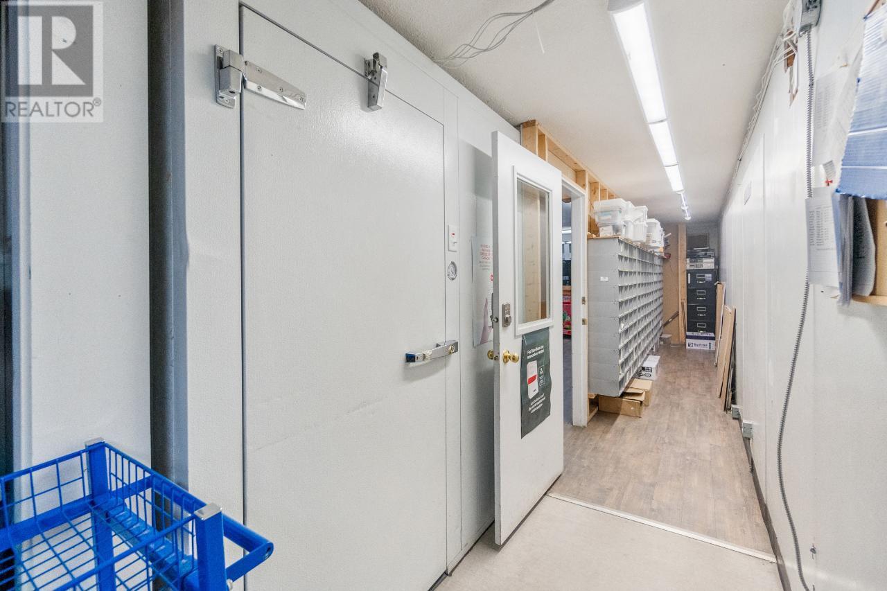  2593 Broadwater Road, Castlegar
