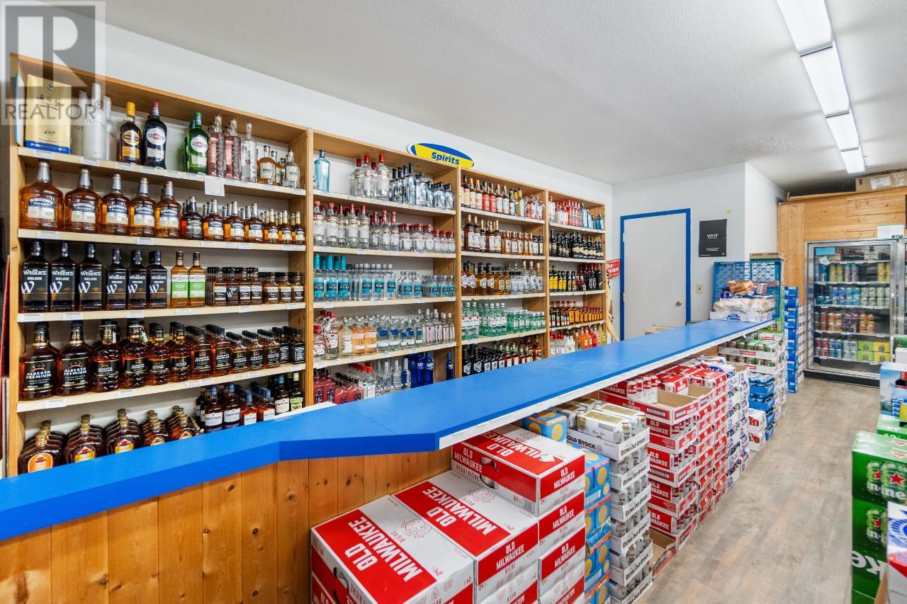  2593 Broadwater Road, Castlegar