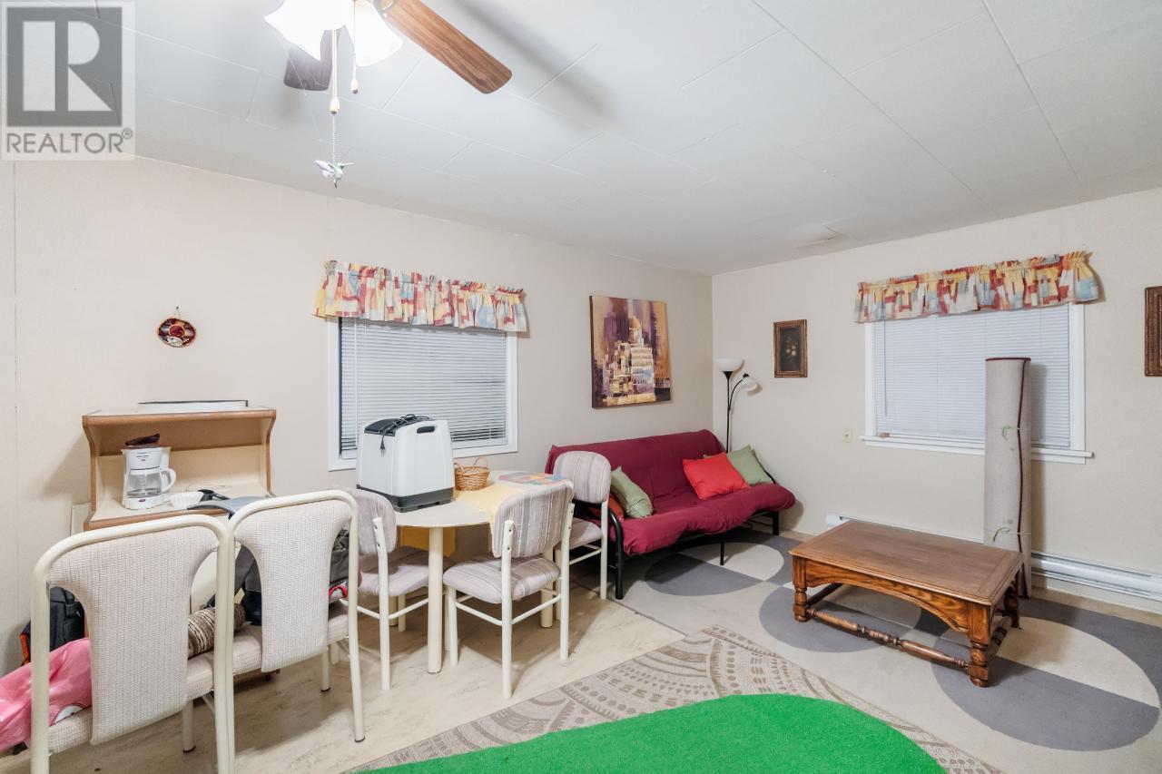  2593 Broadwater Road, Castlegar