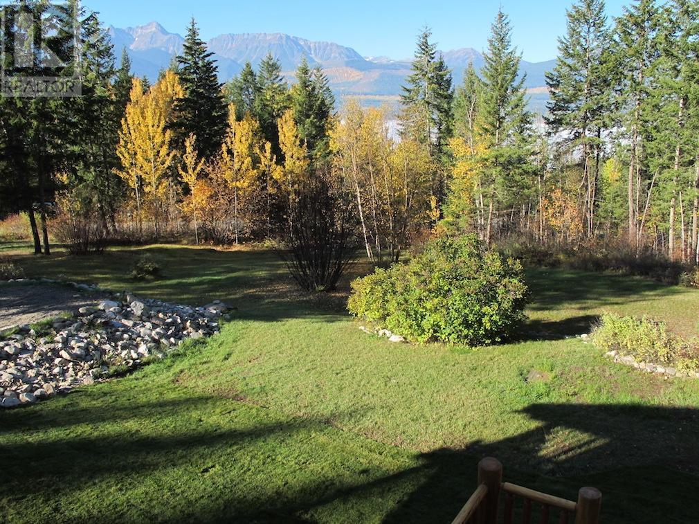  823 CRANDALL Road, Golden