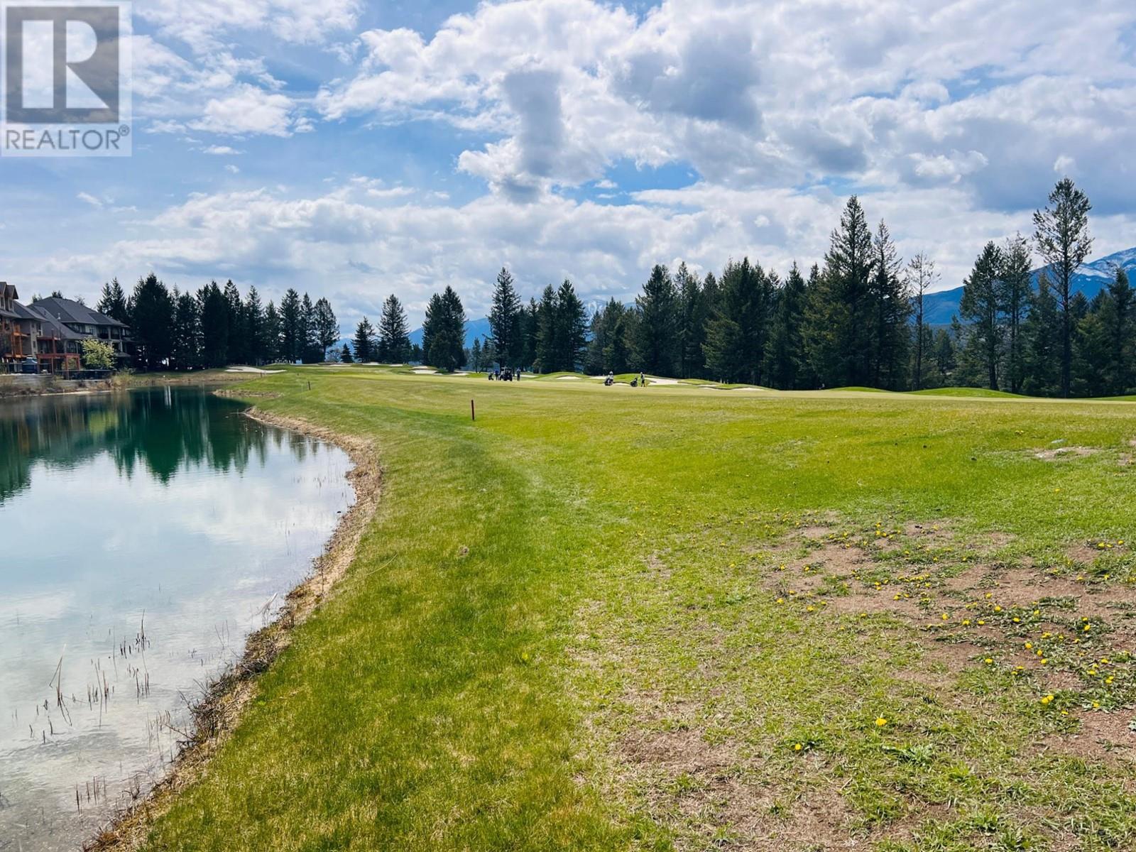 800 BIGHORN Boulevard Unit# 822c, Radium Hot Springs