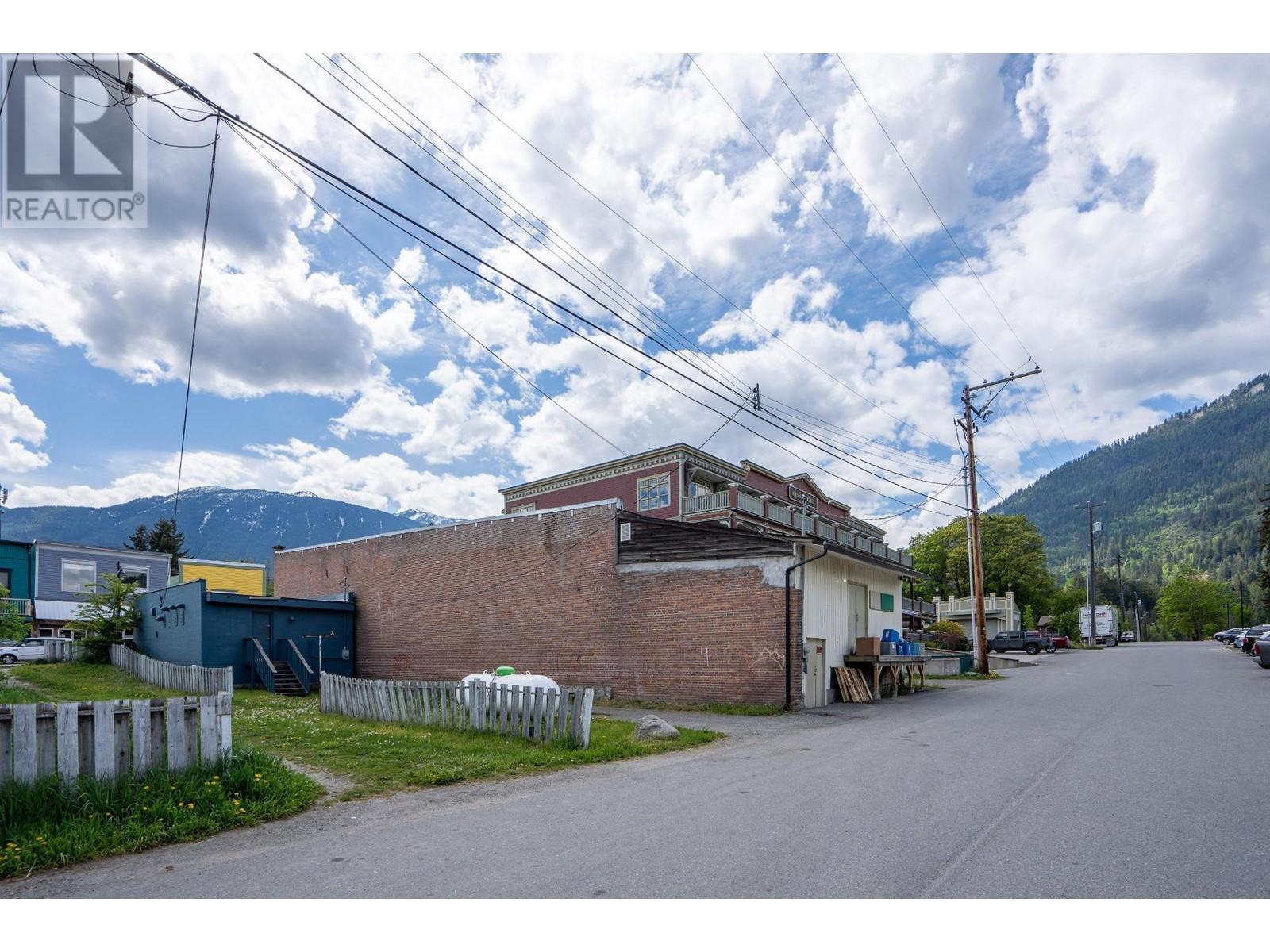  Lot 10 FRONT Street, Kaslo