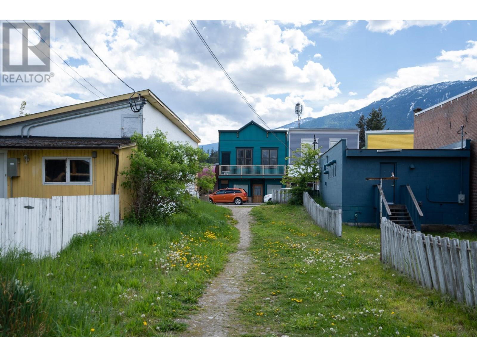  Lot 10 FRONT Street, Kaslo