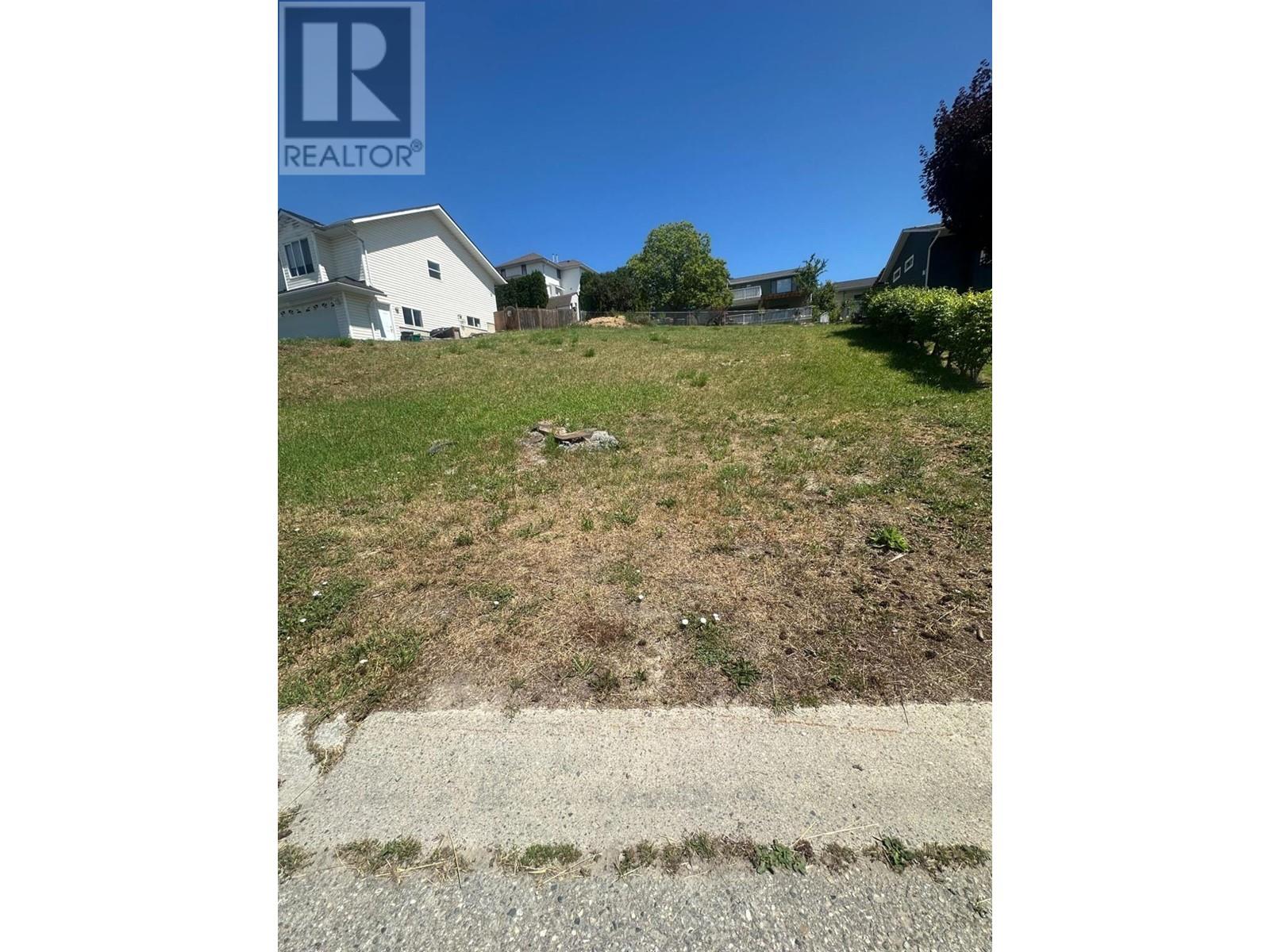 Photo 1 of 320 3rd Avenue, Creston BC