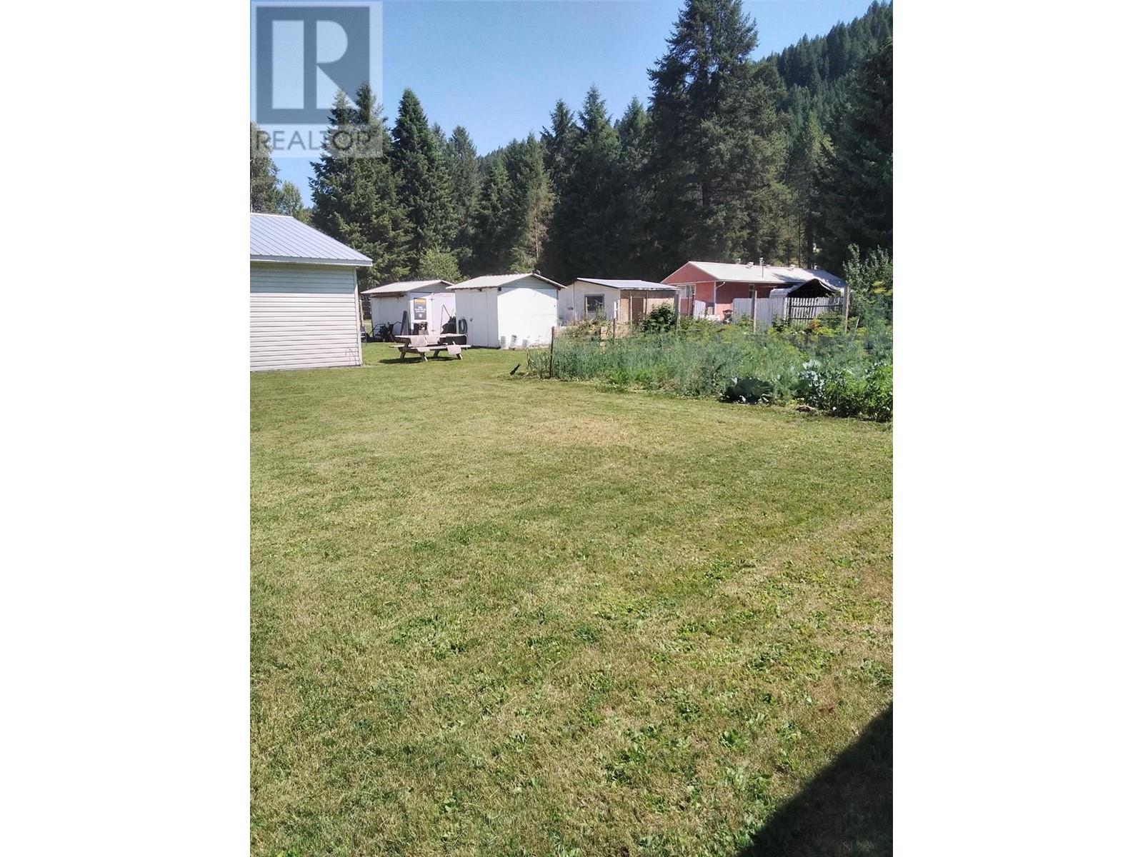 618 KIMBERLEY AVENUE N - 13