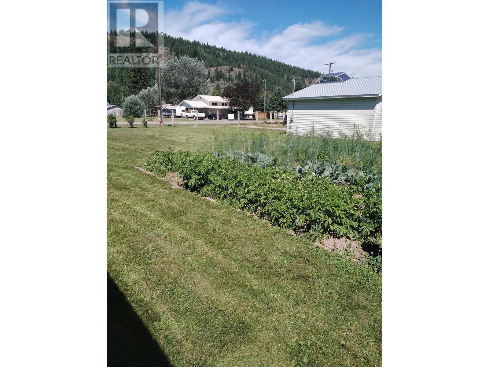 618 KIMBERLEY AVENUE N - 15