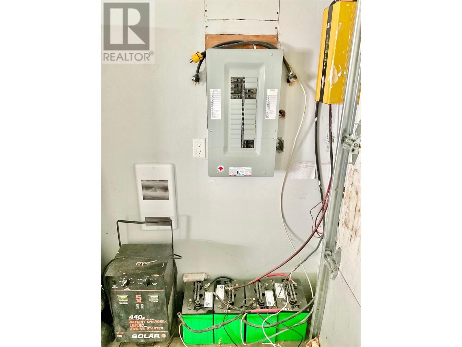 618 KIMBERLEY AVENUE N - 18