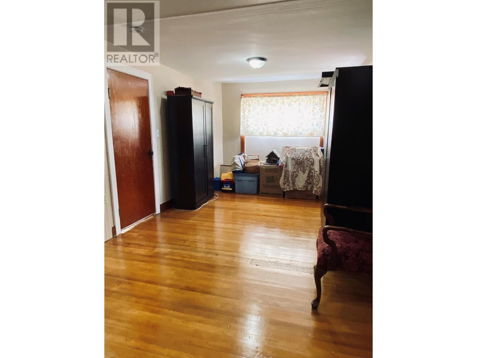 598 BINNS Street, Trail