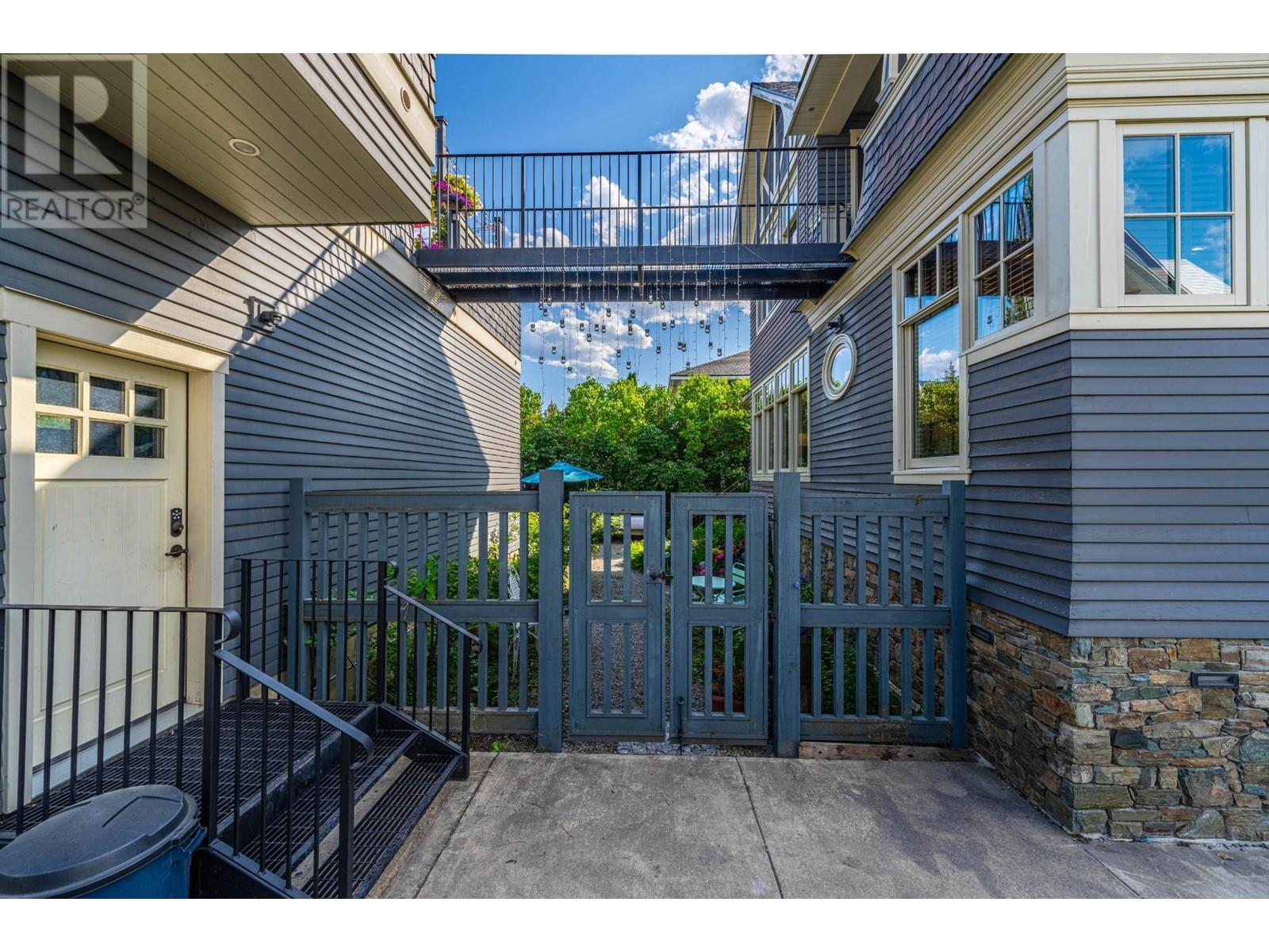 622 5TH Avenue, Fernie