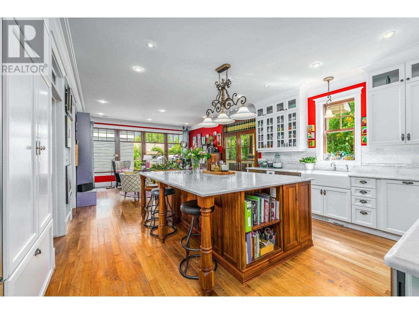 622 5TH Avenue, Fernie
