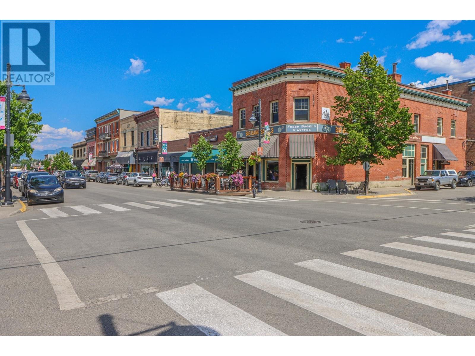 622 5TH Avenue, Fernie