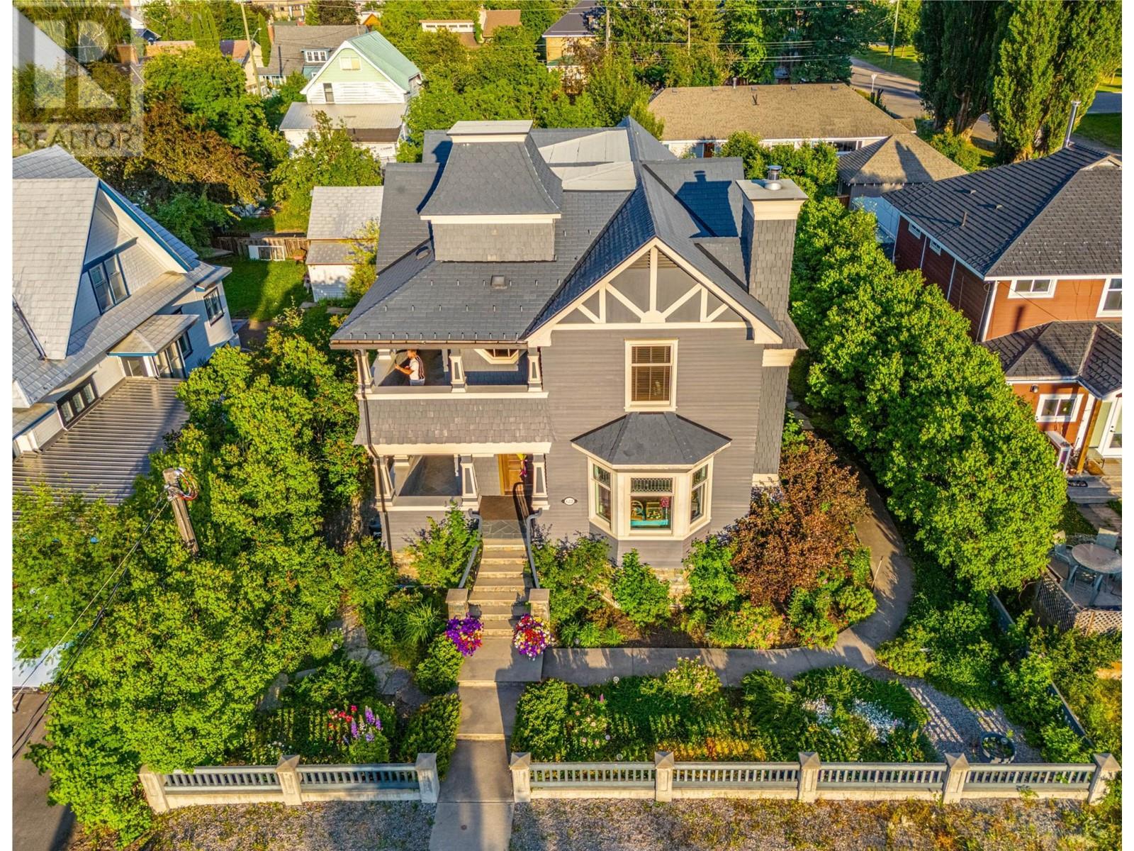 622 5TH Avenue, Fernie
