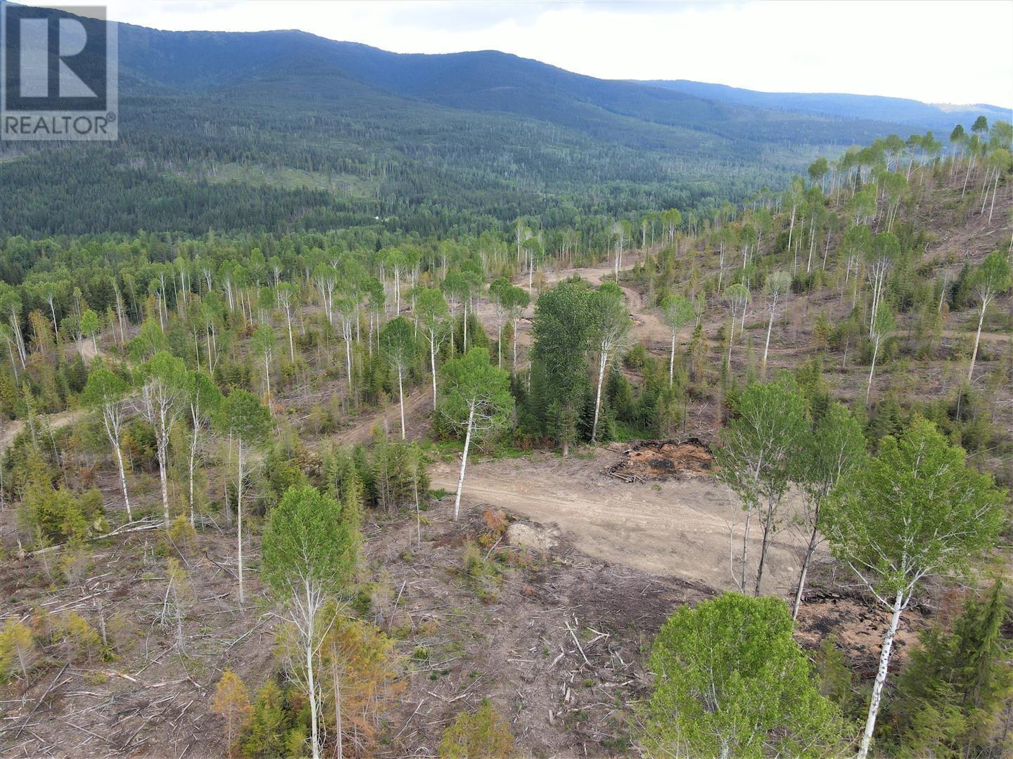  9468 3 Highway, Yahk